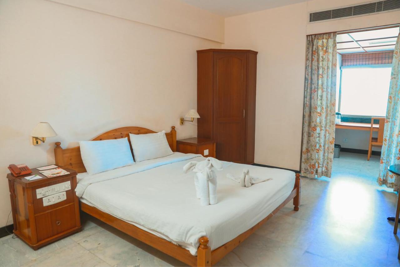 Bell Hotel Sivakasi Екстер'єр фото