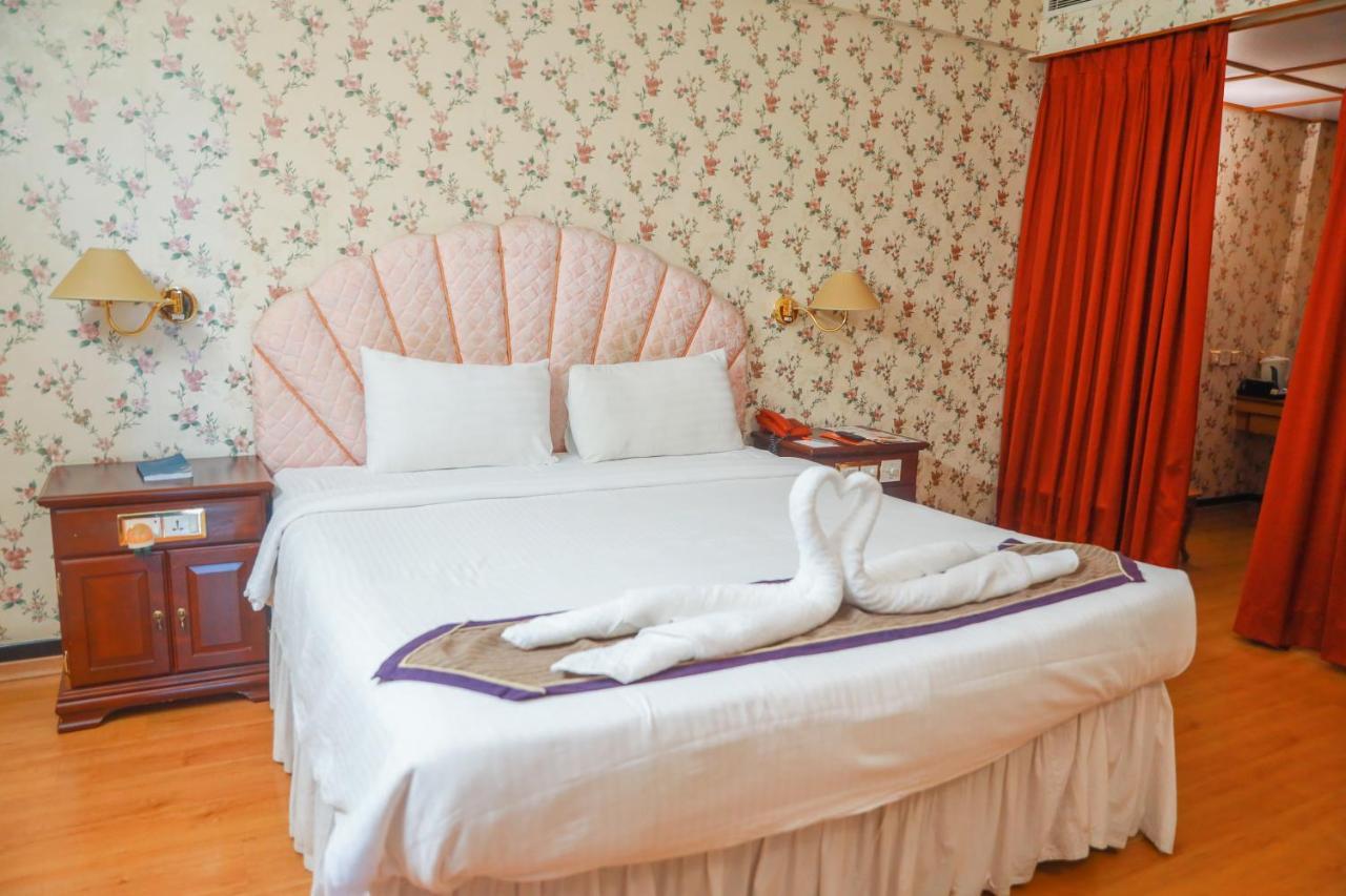 Bell Hotel Sivakasi Екстер'єр фото
