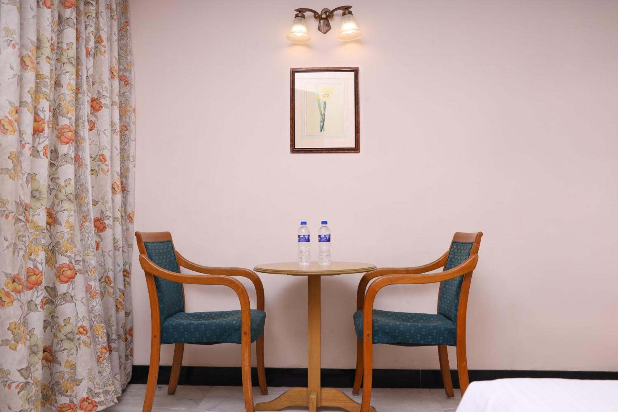 Bell Hotel Sivakasi Екстер'єр фото