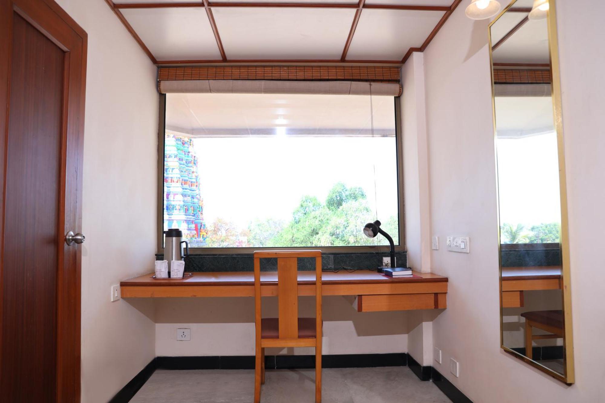 Bell Hotel Sivakasi Екстер'єр фото