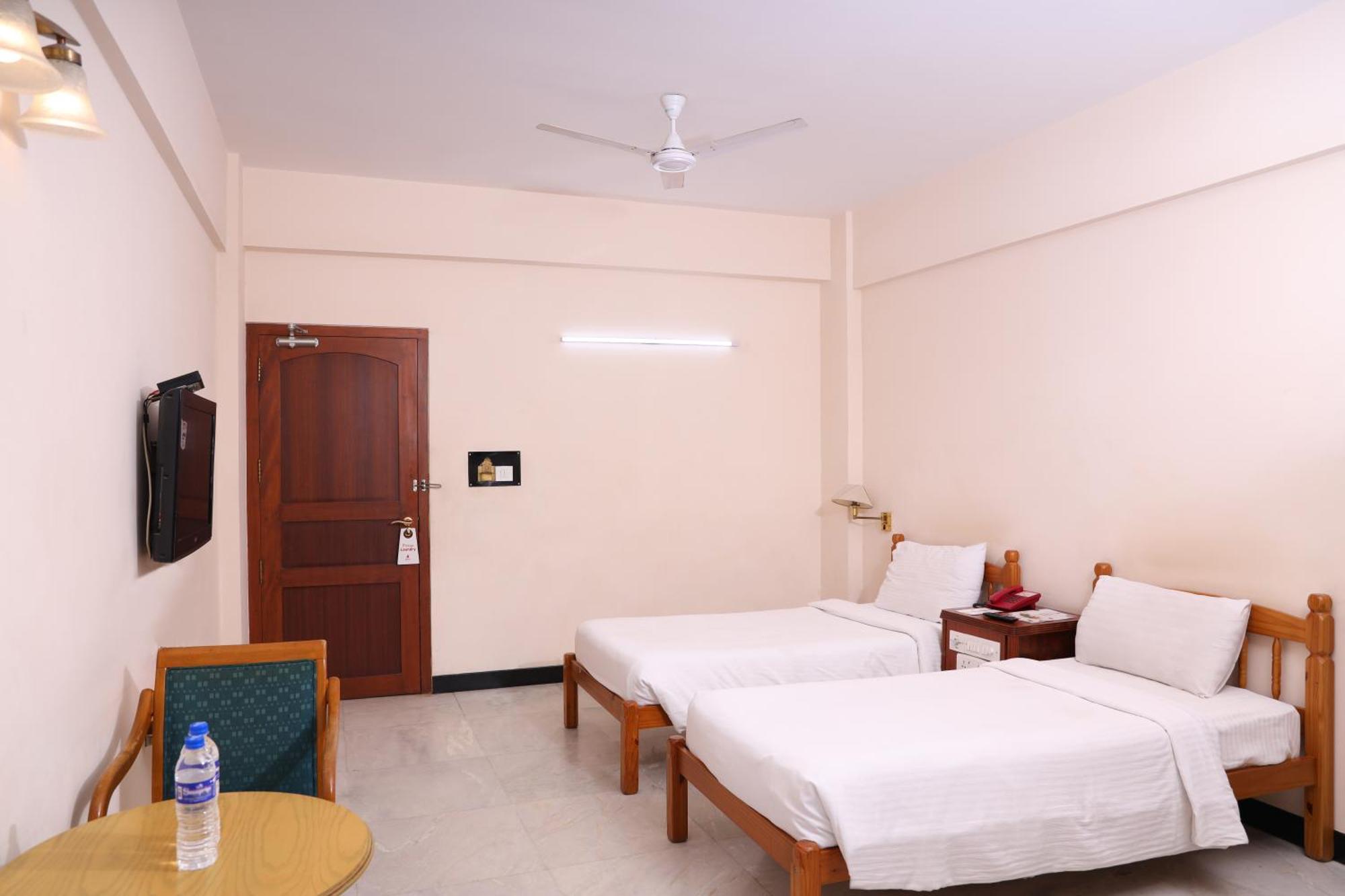 Bell Hotel Sivakasi Екстер'єр фото